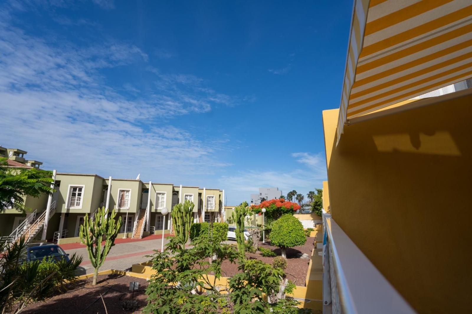 Aparthotel Orlando 85 Complex - Costa Adeje Esterno foto